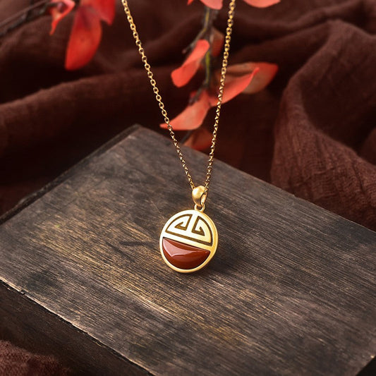 Beautiful Gold Necklace with Unique Style