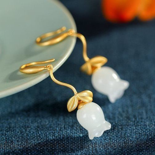 Stunning Silver Earring for Daily Wear