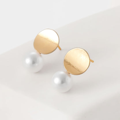 Romantic Gold Necklace for Special Moments