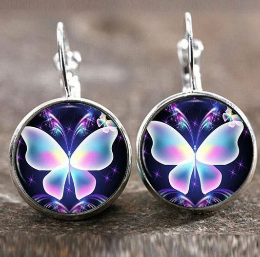 Charming Earring for Any Occasion