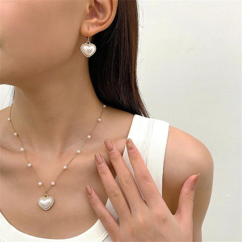 Charming Pearl Set for Any Occasion