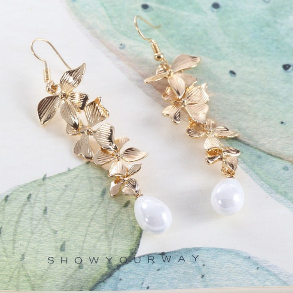Classic Pearl Earring with Timeless Appeal