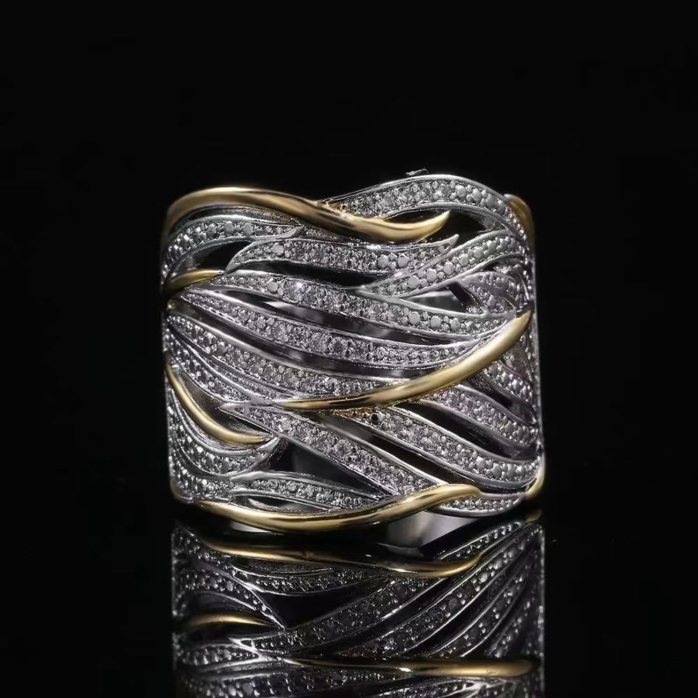 Romantic Gold Ring for Special Moments
