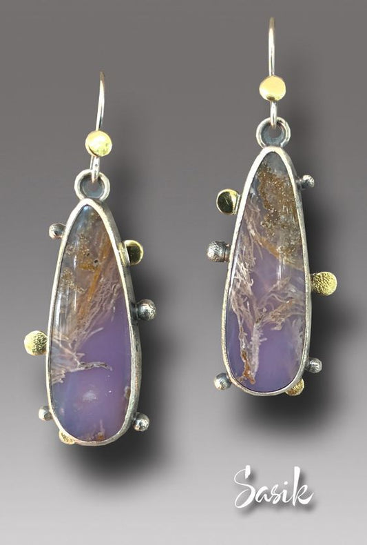 Beautiful Earring with Unique Style