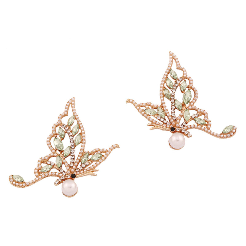 Beautiful Pearl Earring with Unique Style