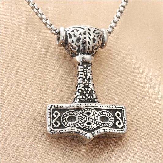Charming Pendant for Any Occasion