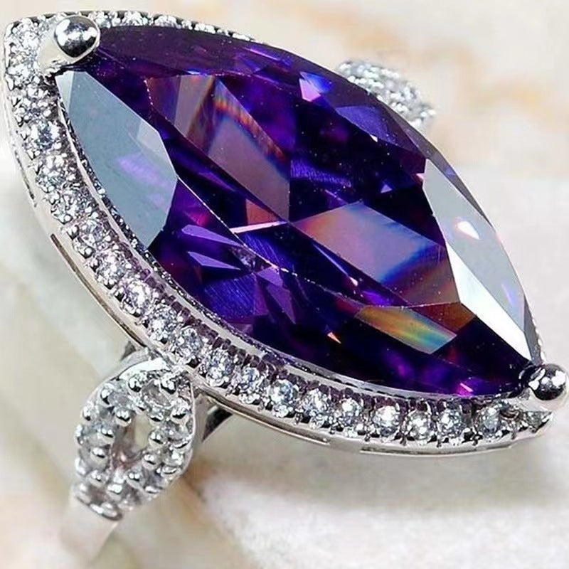 Beautiful Ring with Unique Style
