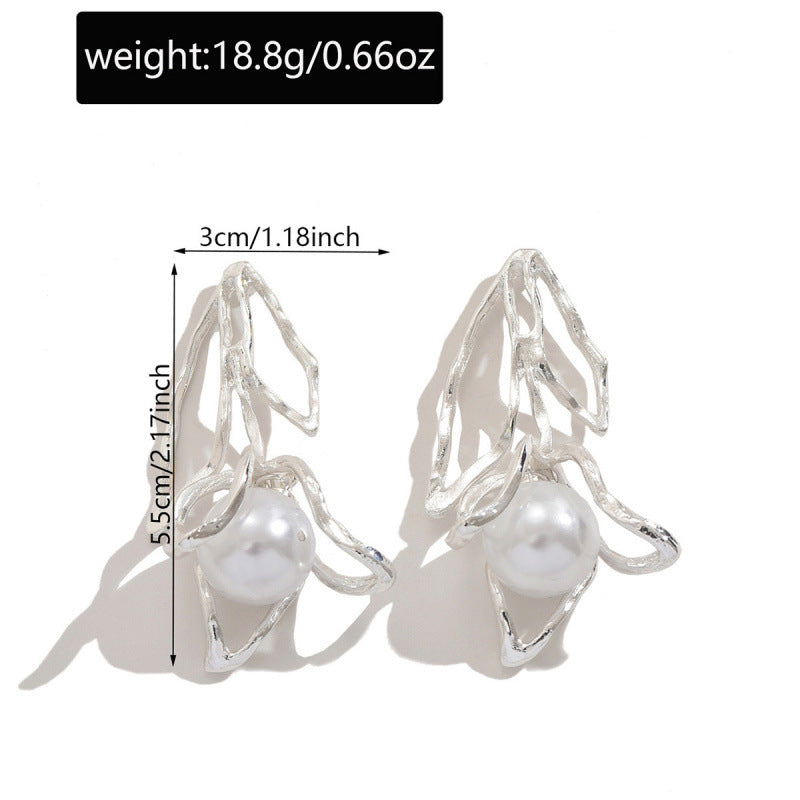 Stunning Pearl Earring for Daily Wear