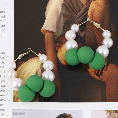 Beautiful Pearl Earring with Unique Style