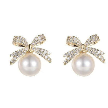 Classic Pearl Earring with Timeless Appeal