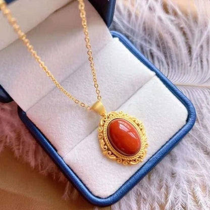 Elegant Gold Pendant for Every Occasion