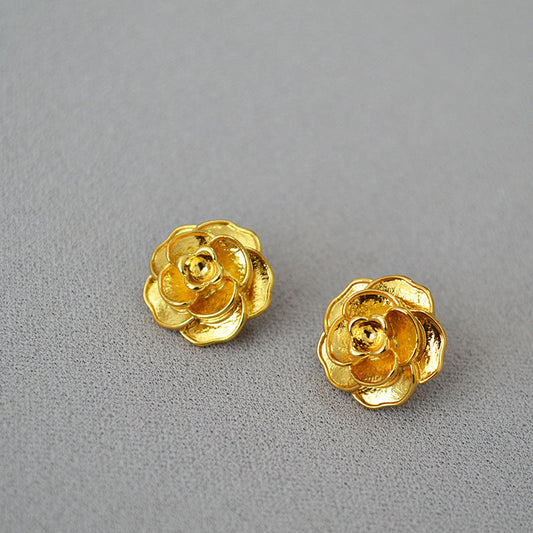 Vintage Handmade Gold Earring