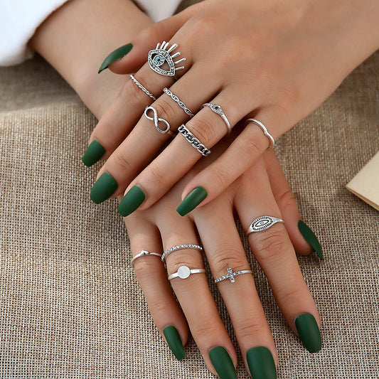 Beautiful Set with Unique Style