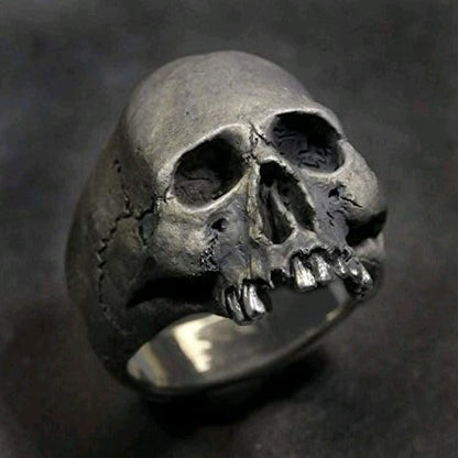 Stunning Silver Ring for Daily Wear