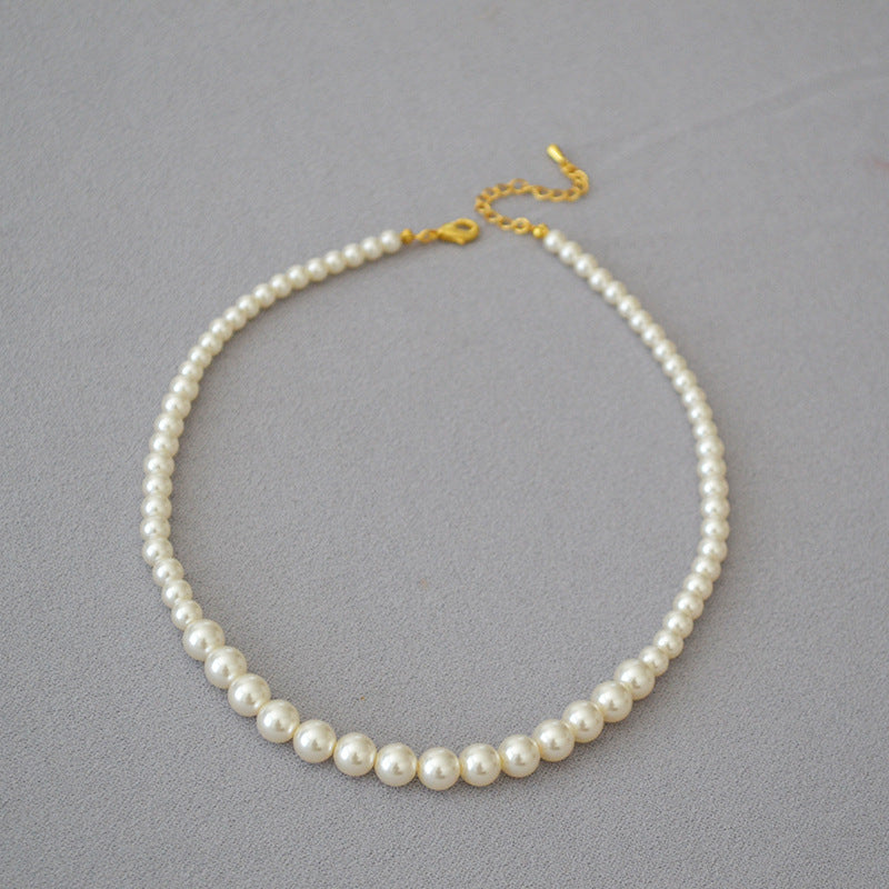 Beautiful Pearl Necklace with Unique Style