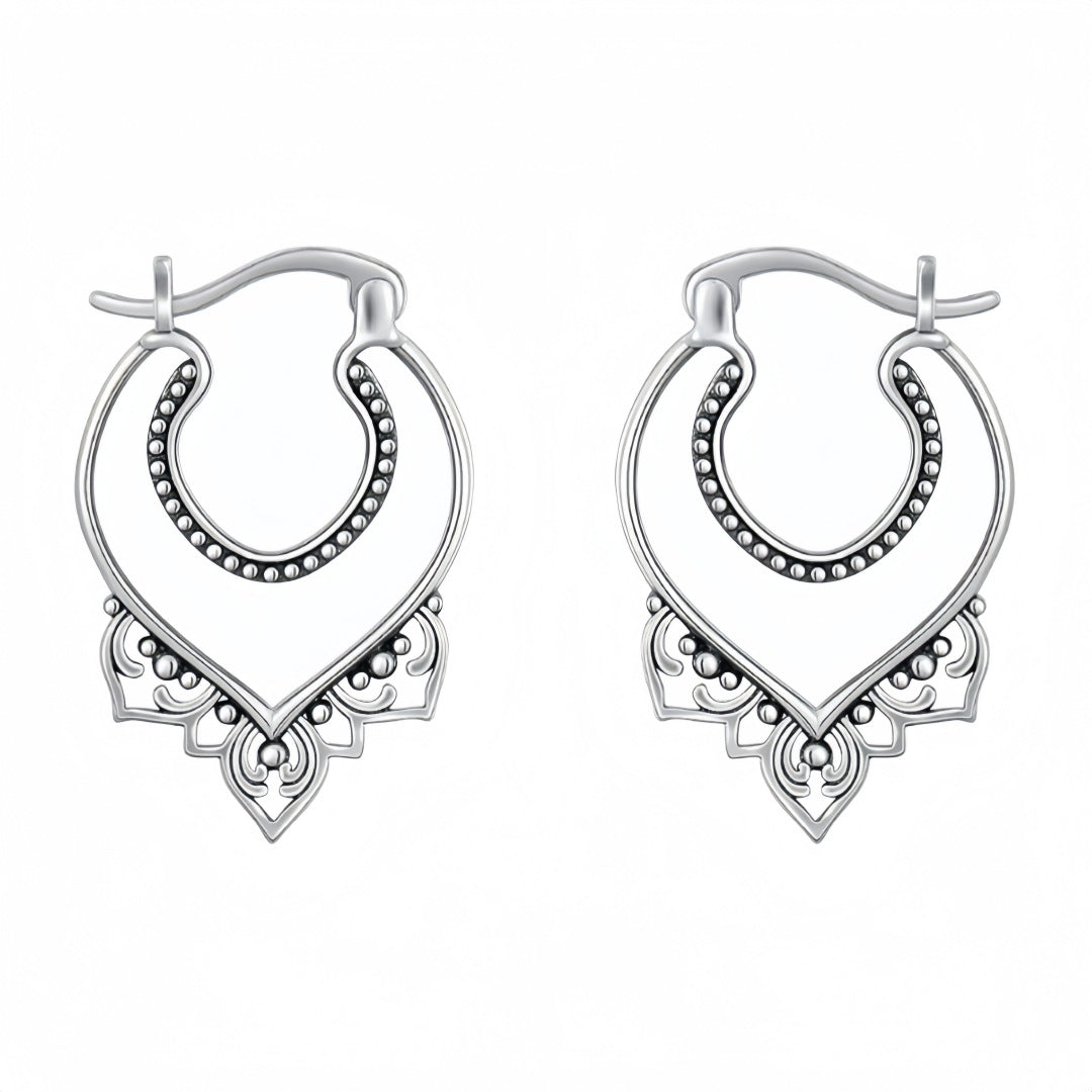 Charming Earring for Any Occasion
