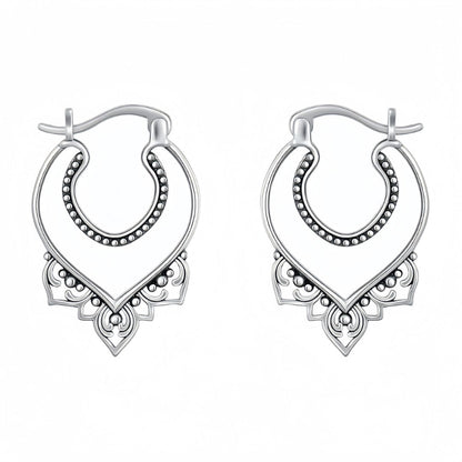 Charming Earring for Any Occasion