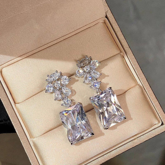 Charming Piece for Any Occasion