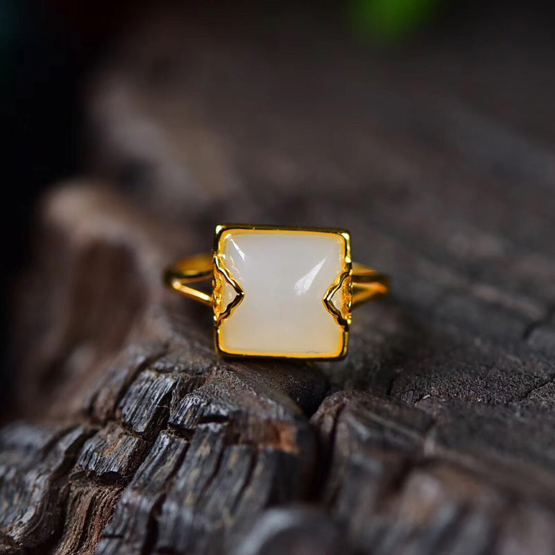 Elegant Silver Ring for Every Occasion