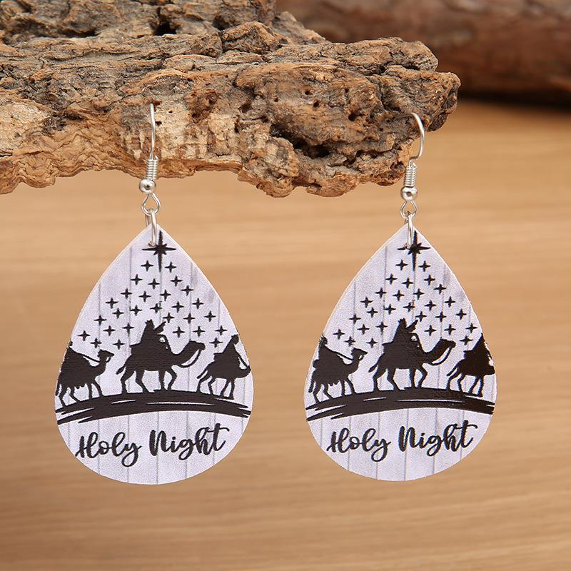 Stunning Earring for Daily Wear