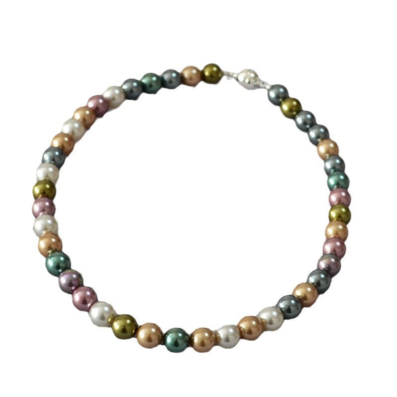 Classic Pearl Necklace with Timeless Appeal