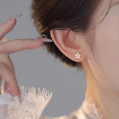 Stunning Pearl Earring for Daily Wear