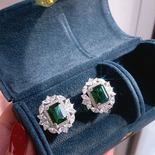 Elegant Earring for Every Occasion