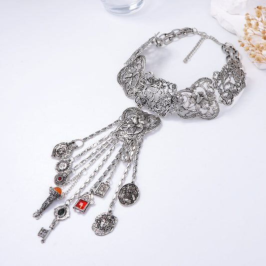 Stunning Silver Necklace for Daily Wear
