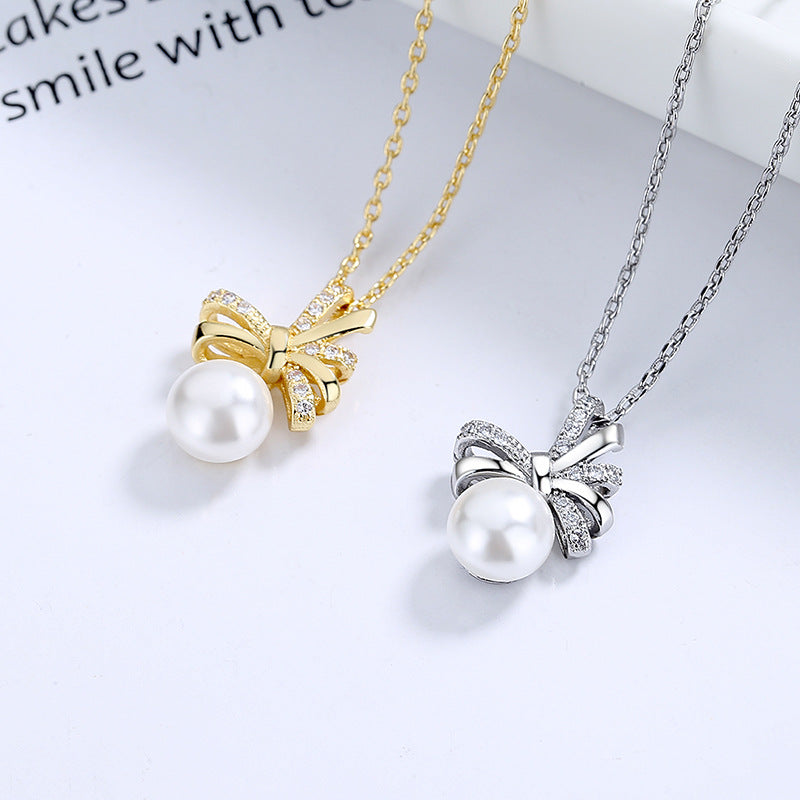 Beautiful Pearl Necklace with Unique Style