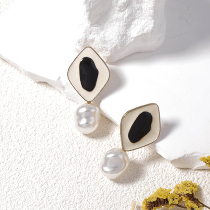 Vintage Handmade Pearl Earring