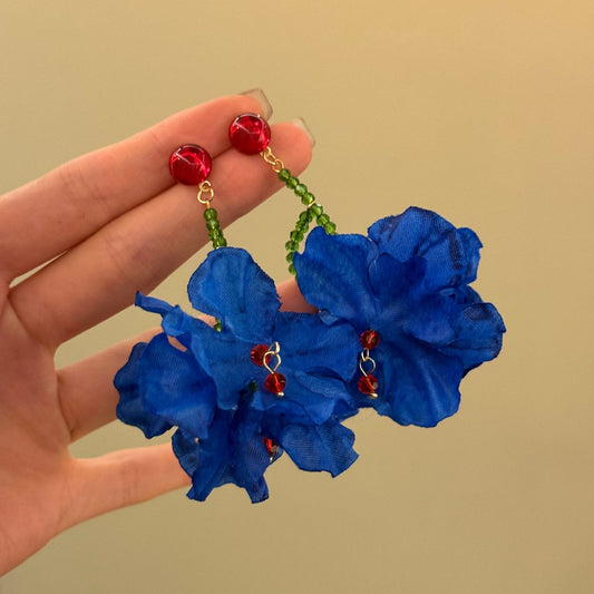 Classic Earring with Timeless Appeal