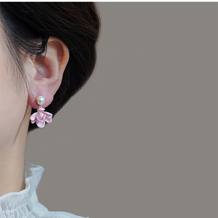 Beautiful Earring with Unique Style