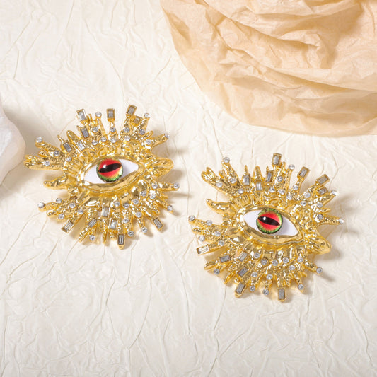 Classic Earring with Timeless Appeal
