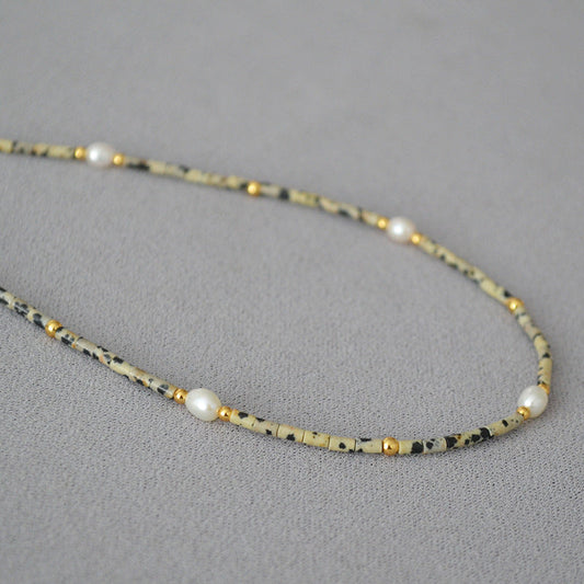 Romantic Pearl Necklace for Special Moments
