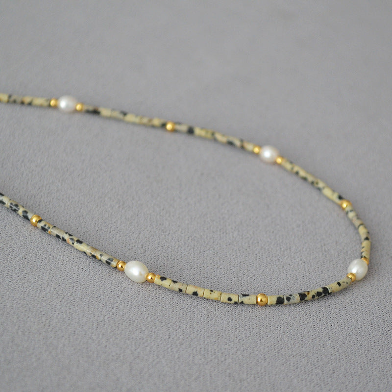 Romantic Pearl Necklace for Special Moments