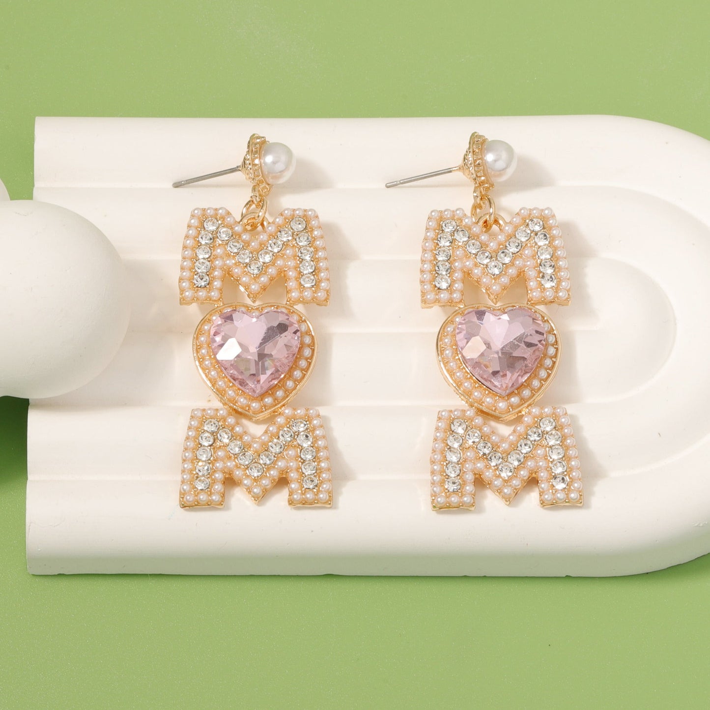 Beautiful Pearl Earring with Unique Style