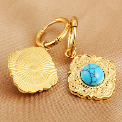 Romantic Gold Earring for Special Moments
