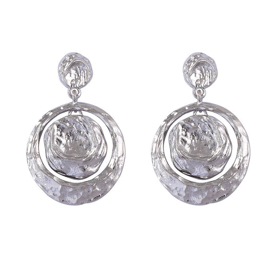 Charming Piece for Any Occasion