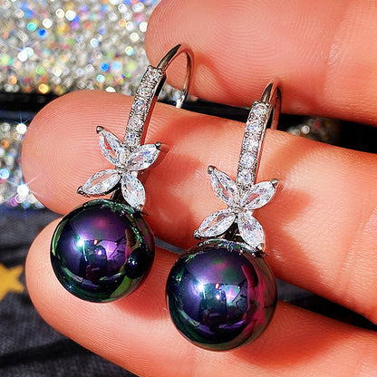 Beautiful Pearl Set with Unique Style