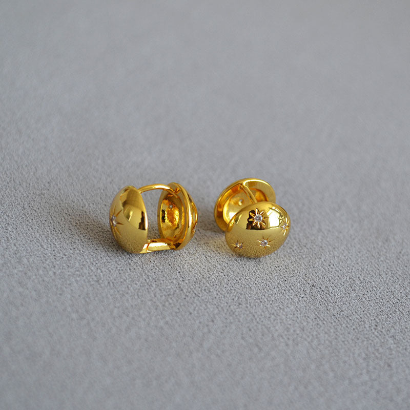 Delicate Artisan Gold Earring