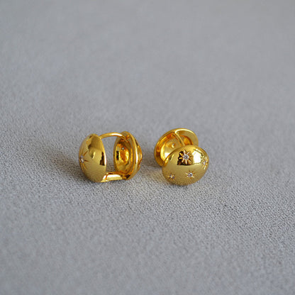 Delicate Artisan Gold Earring