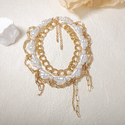 Beautiful Pearl Necklace with Unique Style