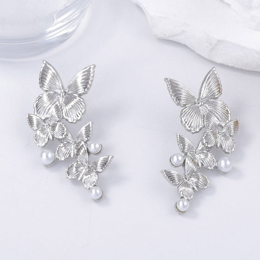 Stunning Pearl Earring for Daily Wear