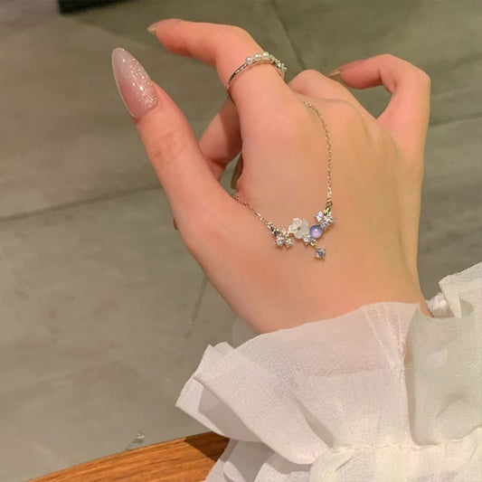 Stunning Necklace for Daily Wear