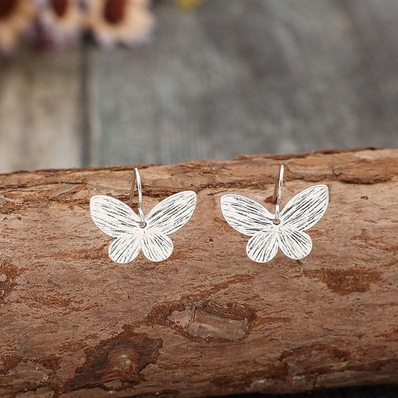 Elegant Silver Earring for Every Occasion