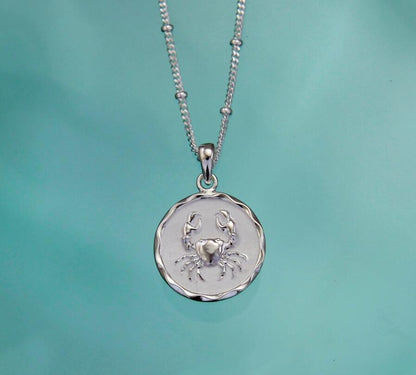 Beautiful Gold Necklace with Unique Style