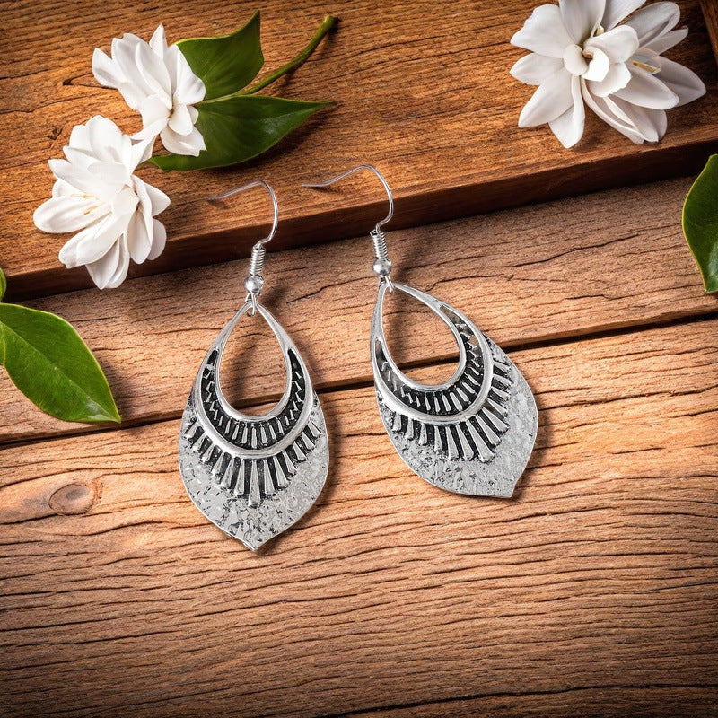 Charming Earring for Any Occasion