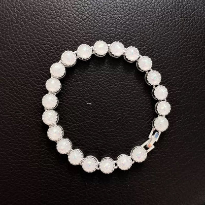 Charming Silver Bracelet for Any Occasion