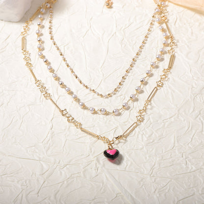 Beautiful Pearl Necklace with Unique Style