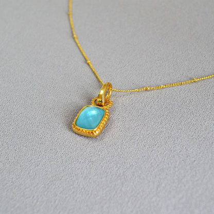 Romantic Gold Necklace for Special Moments